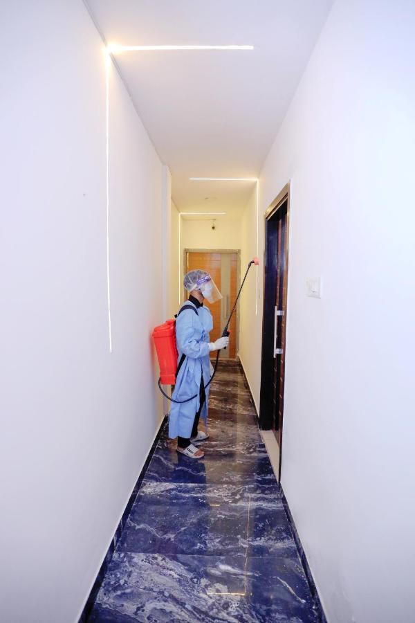 Hotel Nityaa Suites Nové Dillí Exteriér fotografie