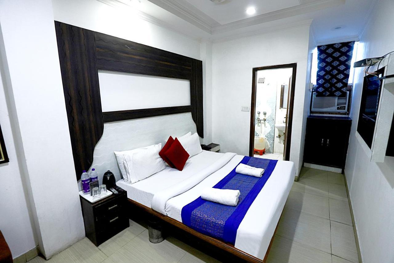 Hotel Nityaa Suites Nové Dillí Exteriér fotografie