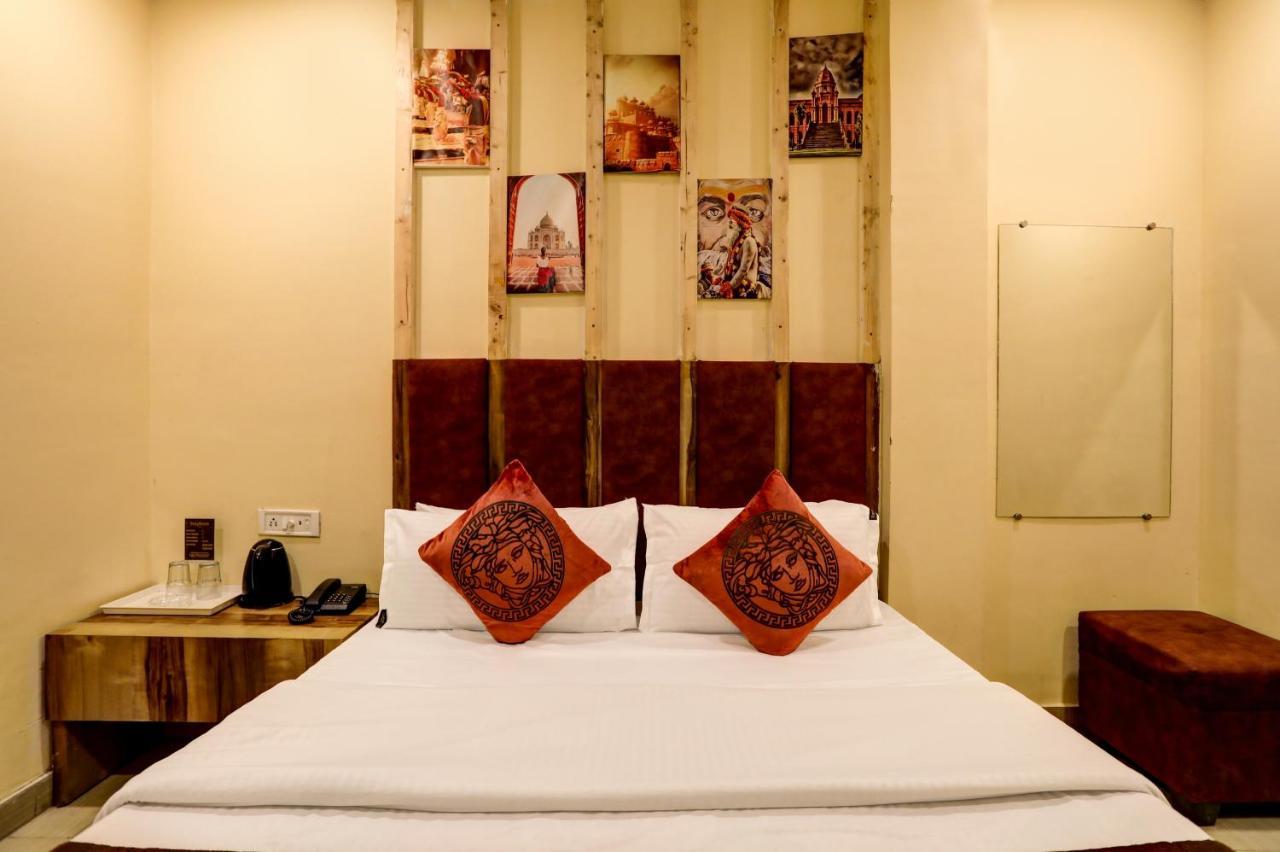 Hotel Nityaa Suites Nové Dillí Exteriér fotografie