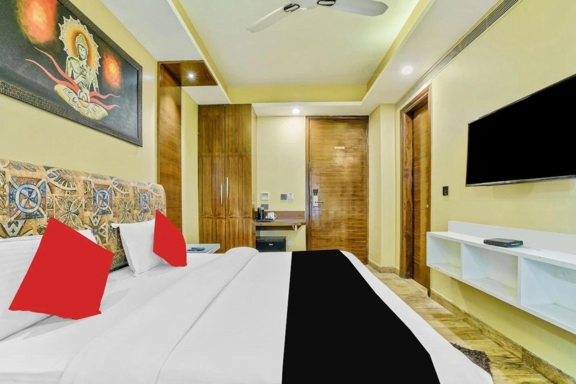 Hotel Nityaa Suites Nové Dillí Exteriér fotografie